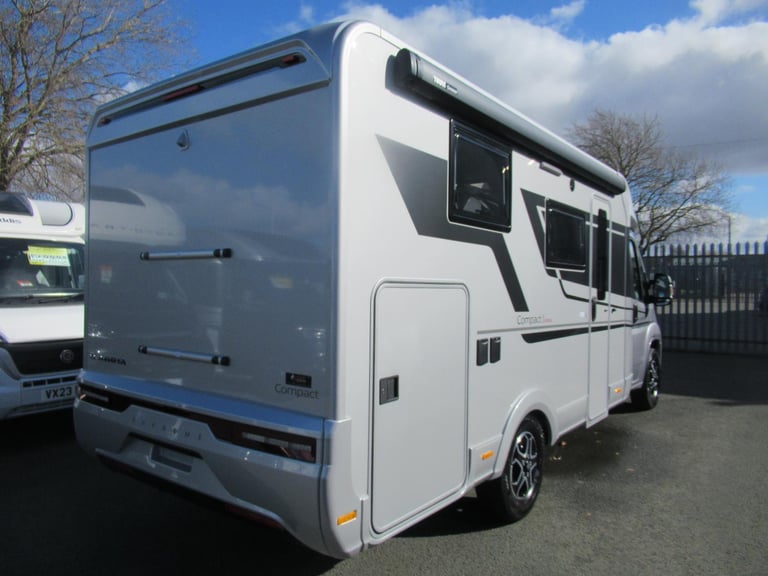 Adria Compact Supreme SL 2.2 Diesel 140BHP Automatic