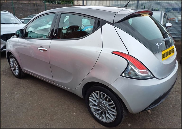 CHRYSLER Ypsilon 2012 1.2 SE Hatchback 5dr Petrol Manual Euro 5