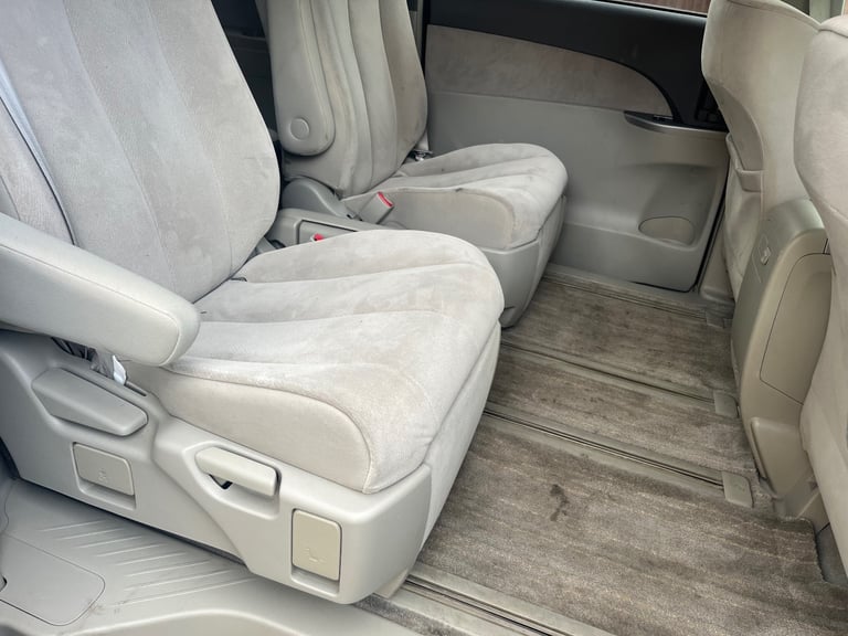 Toyota, 2012, 2360 (cc)