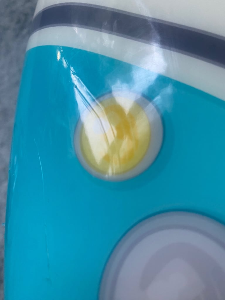 Flyte Scooter suitcase used once 