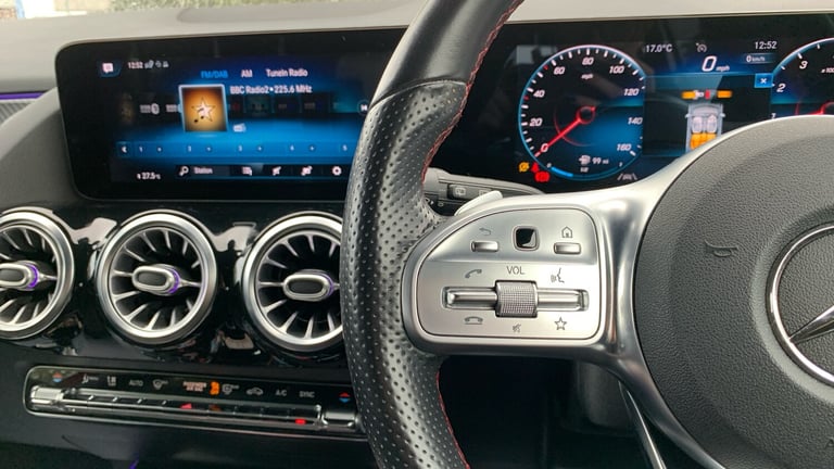 2020 Mercedes-Benz GLA 1.3 GLA200 AMG Line (Premium) SUV 5dr Petrol 7G-DCT Euro 6 (s/s) (163 ps) ...