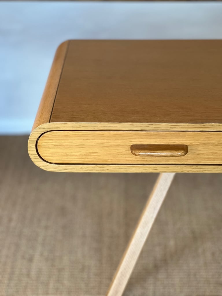 Desk solid oak habitat