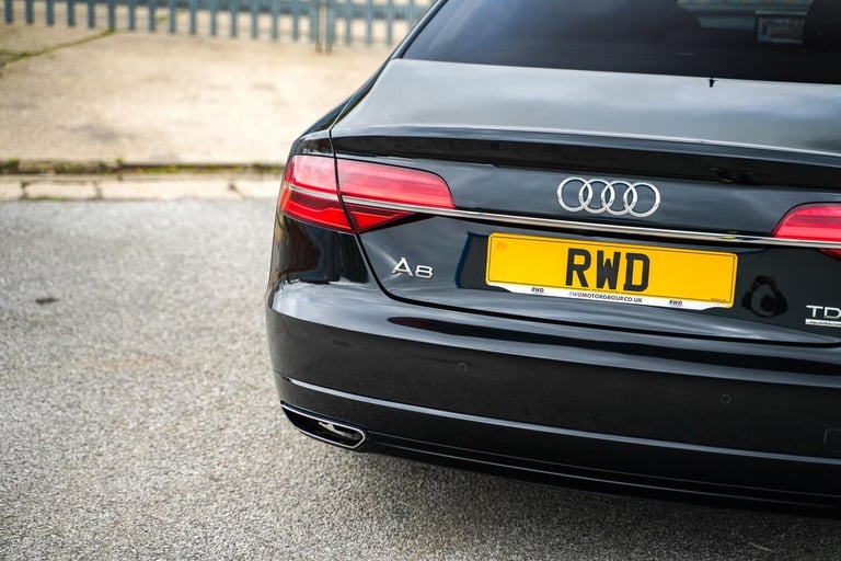  Audi A8 3.0 TDI V6 Sport Saloon 4dr Diesel Tiptronic quattro Euro 6 (s/s) (262 ps) Diesel Automatic