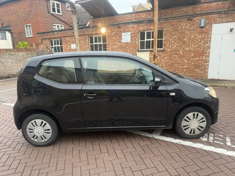 Volkswagen, UP, Hatchback, 2013, Manual, 999 (cc), 3 doors