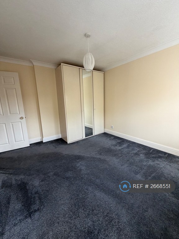 5 bedroom house in Queens Acre, Windsor, SL4 (5 bed) (#2668551)