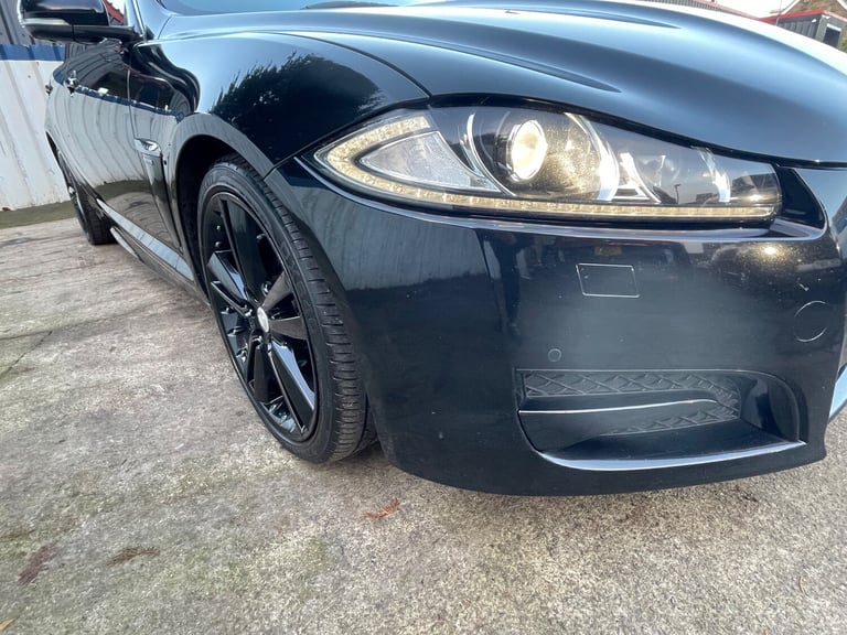 2015 Jaguar XF 2.2 D R-SPORT BLACK SPORTBRAKE ESTATE 5-Door 1 OWNER CAR