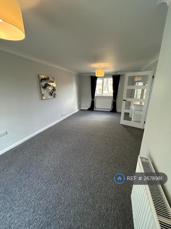 3 bedroom house in Mozart Close, Basingstoke, RG22 (3 bed) (#2678981)