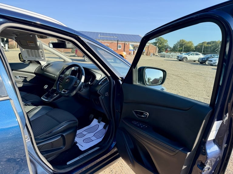 RENAULT GRAND SCENIC 1.6 Dynamique Nav dCi 130 2017