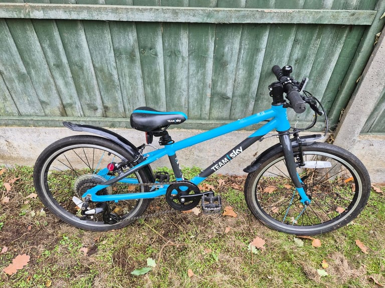 image for Frog 52 bike blue 16 inch wheel preloved