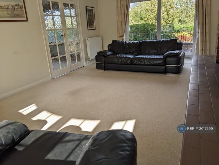 4 bedroom house in High Street, Morcott, Oakham, LE15 (4 bed) (#2617399)
