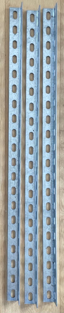 Slotted angle