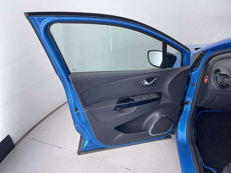 2015 Renault Captur 0.9 TCe ENERGY Dynamique Nav SUV 5dr Petrol Manual Euro 6 (s/s) (90 ps) CRU S...