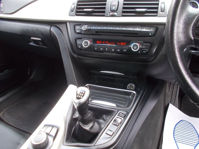 2014 BMW 3 Series 2.0 325d BluePerformance SE Euro 6 (s/s) 4dr SALOON Diesel Manual