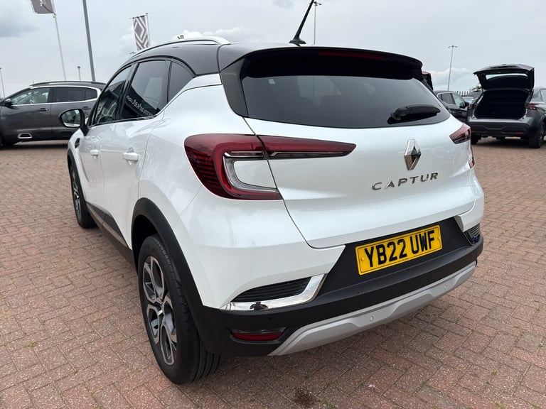 2022 Renault Captur 1.3 TCE 140 SE Edition 5dr HATCHBACK PETROL Manual