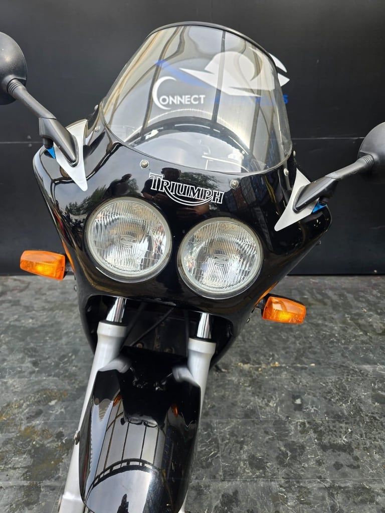 TRIUMPH DAYTONA 750 PROJECT BIKE HPI CLEAR