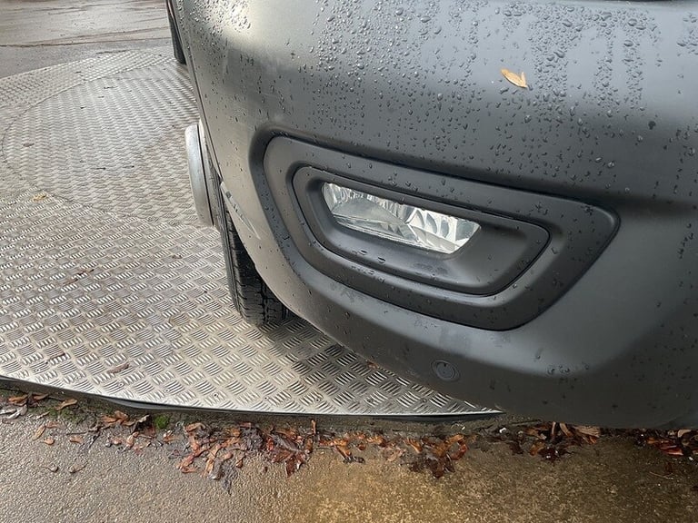 2019 Ford Transit 460 EcoBlue Leader 17 Seat Minibus Minibus Diesel Manual