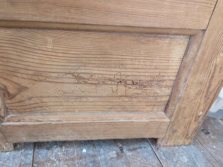 Antique Pine Mule Chest (Blanket Chest)