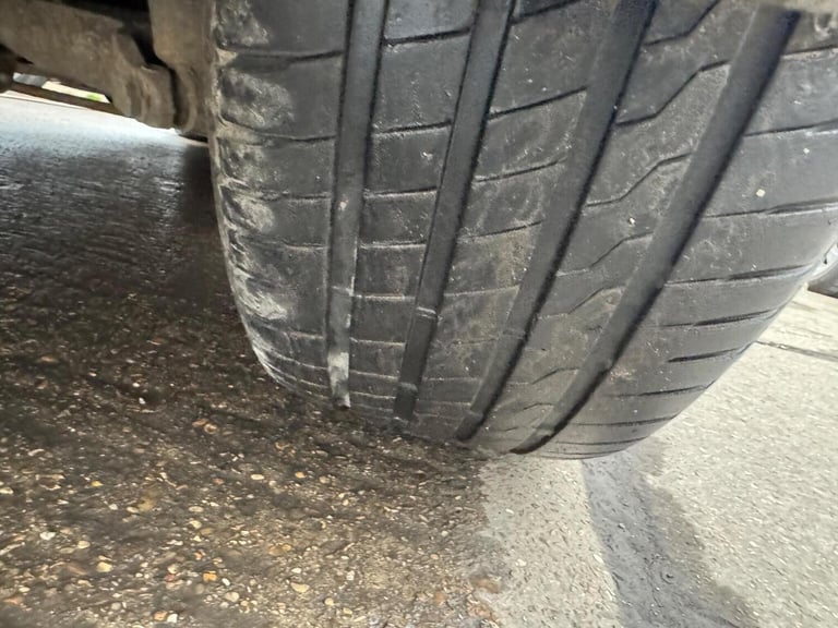 JAGUAR XF 2.2d Luxury Auto Euro 5 (s/s) 4dr 2011