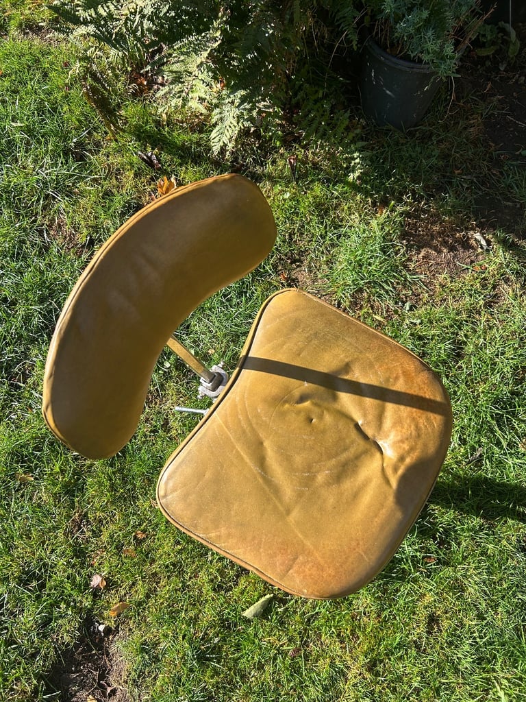 Desk chair vintage 