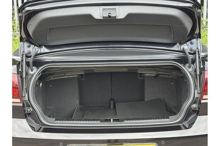 2013 Volkswagen Golf TDI BlueMotion Tech GT Convertible Diesel Manual