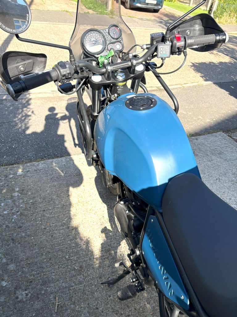 Royal Enfield, HIMALAYAN, 2024, 411 (cc) low miles