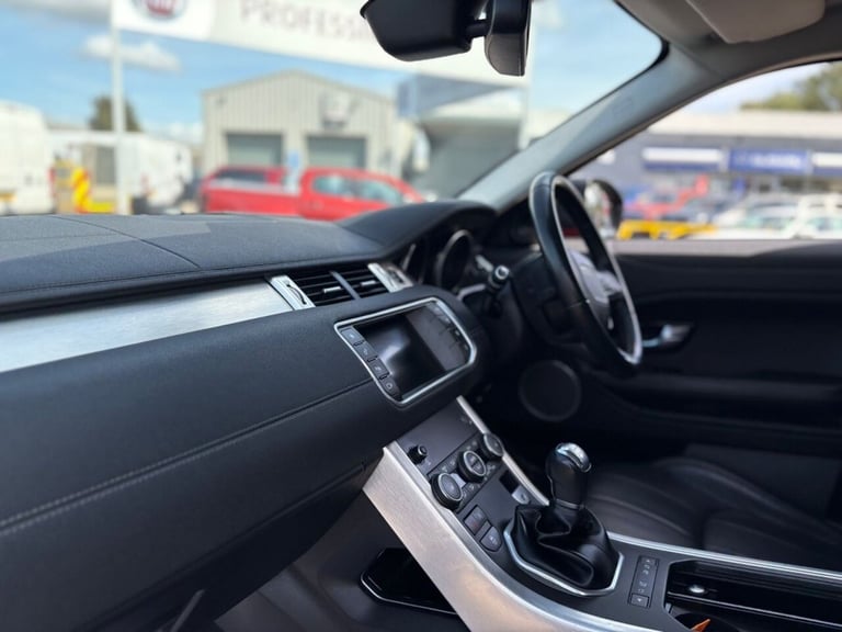 2017 Land Rover Range Rover Evoque 2.0 TD4 SE Tech SUV 5dr Diesel Manual 4WD Euro 6 (s/s) (180 ps...