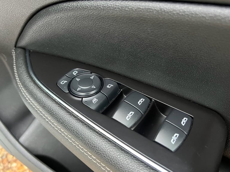 2019 Vauxhall Insignia 1.5i Turbo GPF SRi VX Line Nav Grand Sport 5dr Petrol Automatic Euro 6 (s/...