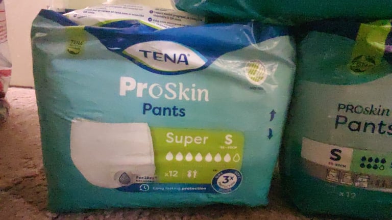 Tena Pants S