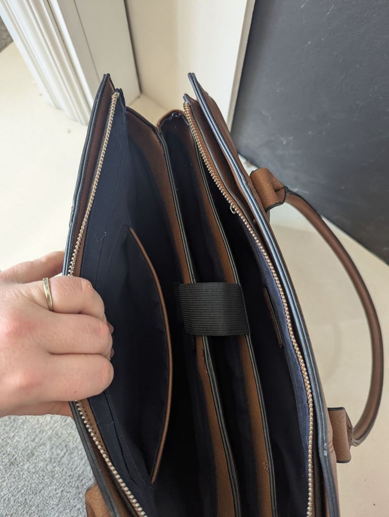 image for Brown Emily + Noah handbag 