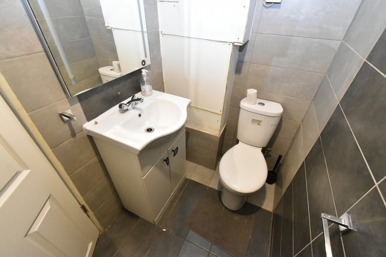 5 bedroom house in London, NW11