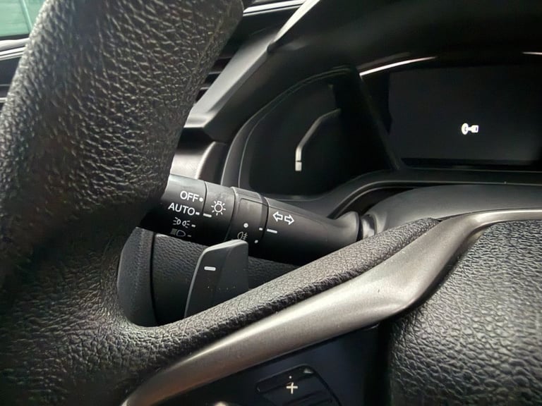 2018 18 HONDA CIVIC 1.0 VTEC TURBO SE HATCHBACK 5DR PETROL CVT EURO 6 (S/S) (129