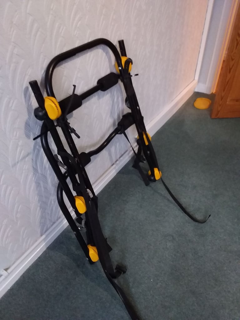 image for Halfords 2/3  Bike Rear Mounted Bike Rack.