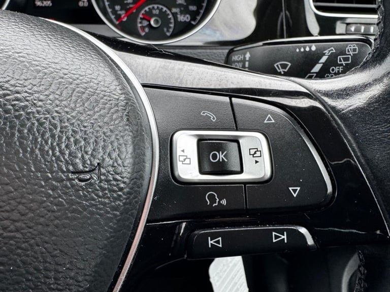 2013 63 VOLKSWAGEN GOLF 2.0 TDI BLUEMOTION TECH GT HATCHBACK 5DR DIESEL MANUAL E