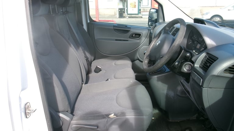 2013 Peugeot Expert 1000 1.6 HDi 90ps H1 Professional Van NO VAT PANEL VAN Diesel Manual