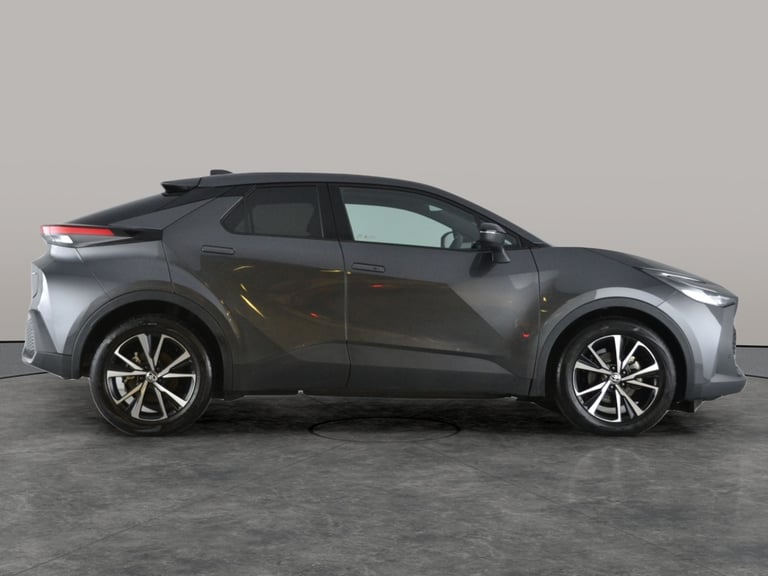 2023 Toyota C-HR 1.8 VVT-h Design SUV 5dr Petrol Hybrid CVT Euro 6 (s/s) (140 ps) - NAV - BL Suv ...