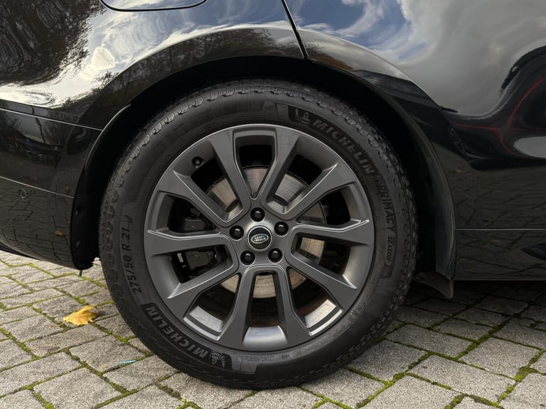 2023 Land Rover Range Rover Sport 3.0 D300 MHEV Dynamic SE SUV 5dr Diesel Auto 4WD Euro 6 (s/s) (...