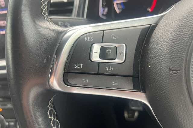2019 Volkswagen T-Roc 1.6 TDI R-Line 5dr Hatchback Diesel Manual