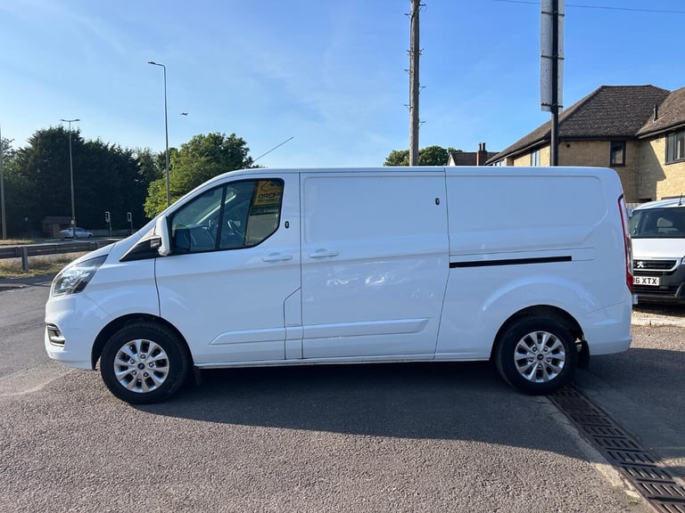 FORD TRANSIT CUSTOM 2.0 Limited Van 300 L2 130PS +Â?15,975 Plus VAT+