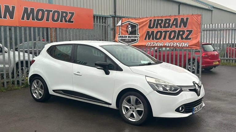 image for 2015 Renault Clio 0.9 TCe Dynamique Nav Euro 6 (s/s) 5dr HATCHBACK Petrol Manual