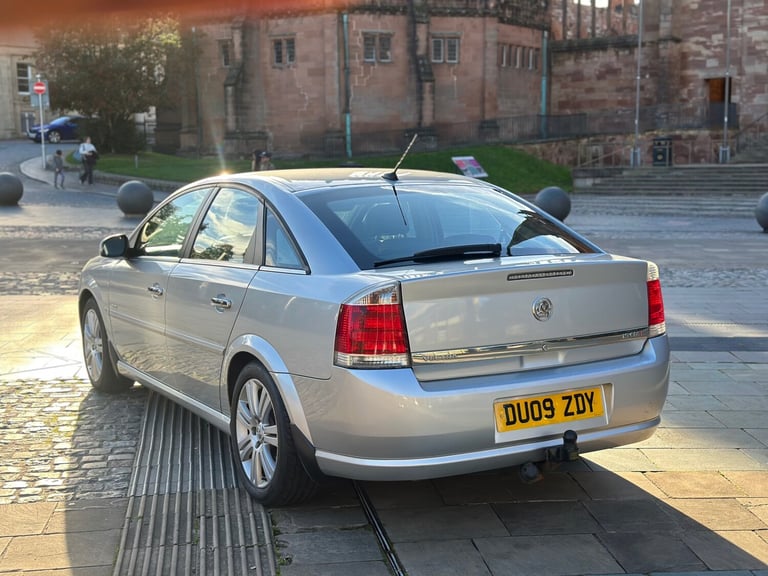 2009 Vauxhall Vectra 1.9 CDTi 16v Elite 5dr HATCHBACK Diesel Automatic