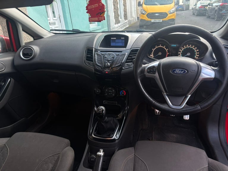 Ford, FIESTA, Hatchback, 2016, Manual, 998 (cc), 3 doors