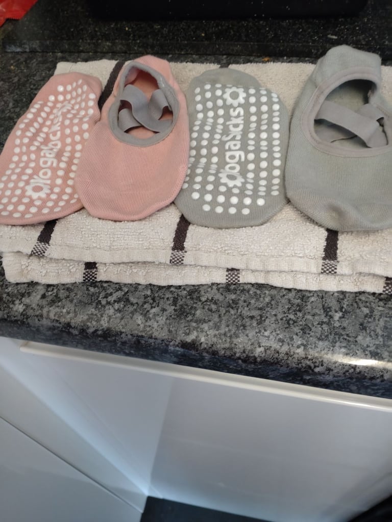 image for 2pairs of dance socks non slip ones pick up only 