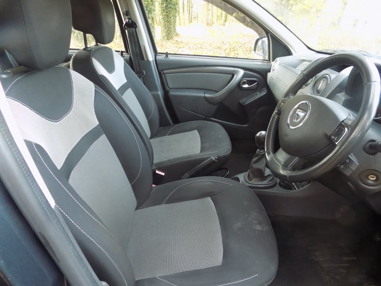 2016 Dacia Duster 1.5 dCi 110 Laureate 5dr 4X4 HATCHBACK Diesel Manual
