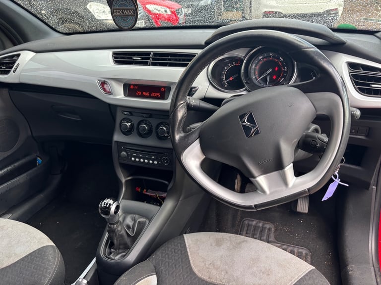 2014 Citroen DS3 1.2 PureTech Dsign 3dr HATCHBACK Petrol Manual