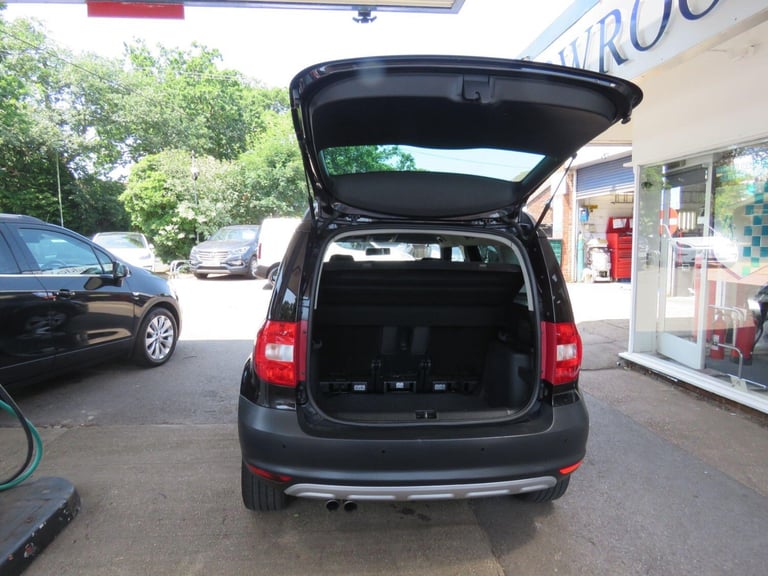 2012 Skoda Yeti 1.8 TSI SE Plus 4WD Euro 5 5dr HATCHBACK Petrol Manual