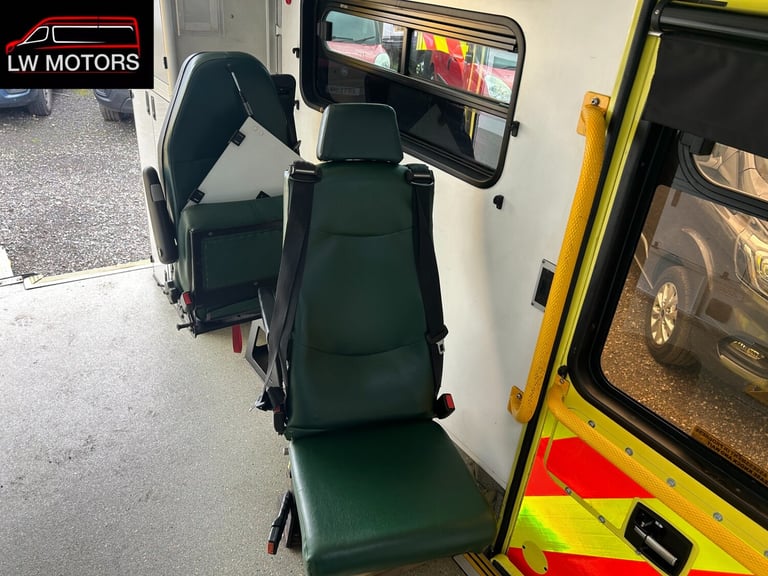 MERCEDES BENZ SPRINTER 519 CDI DIRECT EX AMBULANCE SERIVICS 2017 17 REG EURO 6