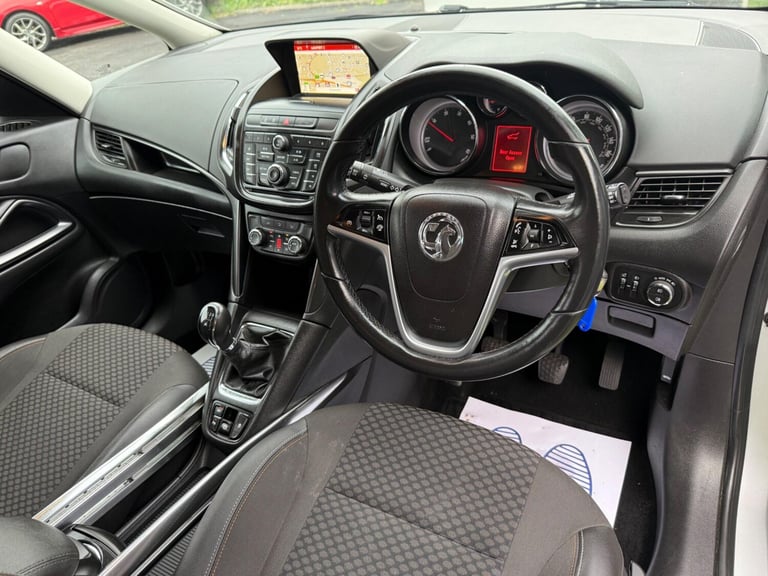 2016 Vauxhall Zafira Tourer 1.6 CDTi ecoFLEX Tech Line MPV 5dr Diesel Manual Euro 6 (s/s) (136 ps...