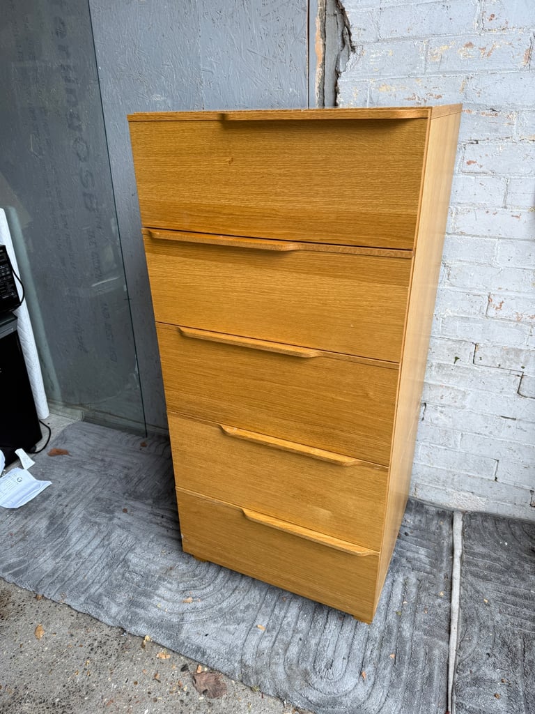 FREE DELIVERY HABITAT SOLID OAK TALLBOY CHEST OF 5 DRAWERS GOOD CONDITION