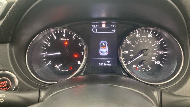 2018 Nissan Qashqai 1.2 DiG-T Tekna 5dr HATCHBACK PETROL Manual