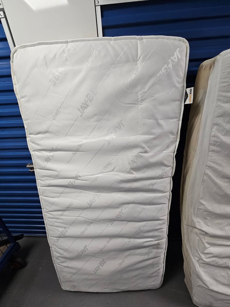 Single mattress